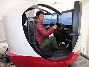 愛車に早めの冬支度を／冬の安全運転体験