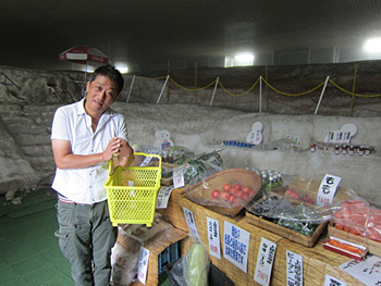 真夏にひんやり雪遊び