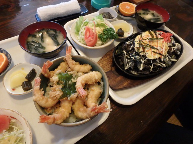 糸魚川の街あるきで復興支援